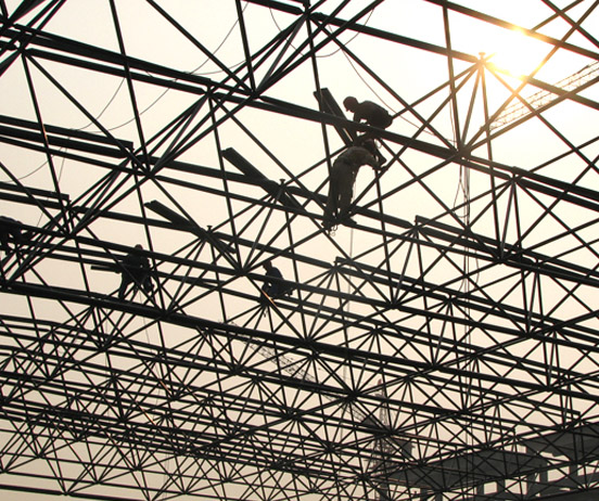 南岸厂房网架安装