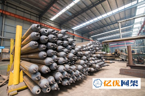 南岸网架抛丸车间